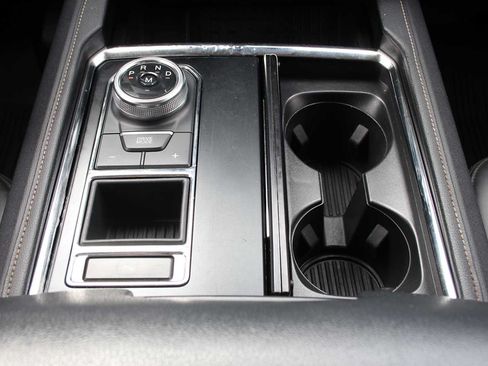Used 2022 Ford Expedition XLT RWD image 33