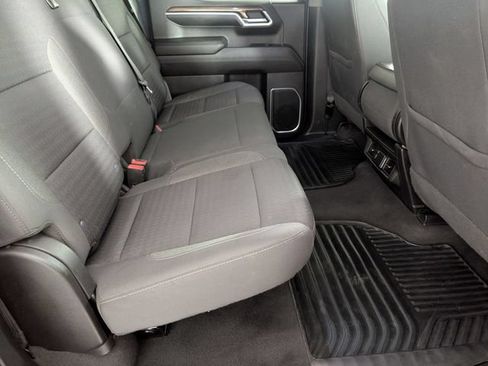 Used 2022 Chevrolet Silverado 1500 LT AWD/4WD image 28