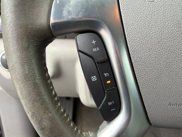 Used 2016 GMC Acadia SLE FWD image 19