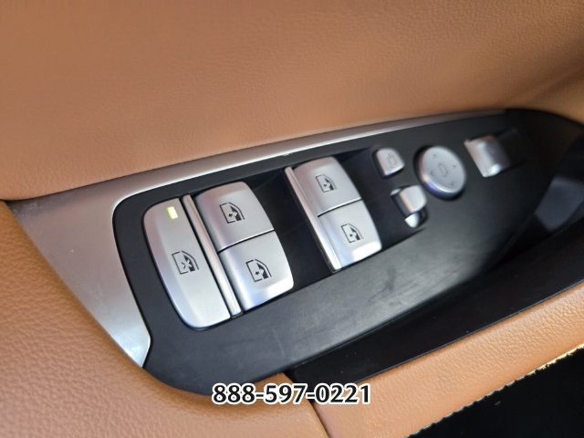 Used 2023 BMW X3 M40i AWD/4WD image 32