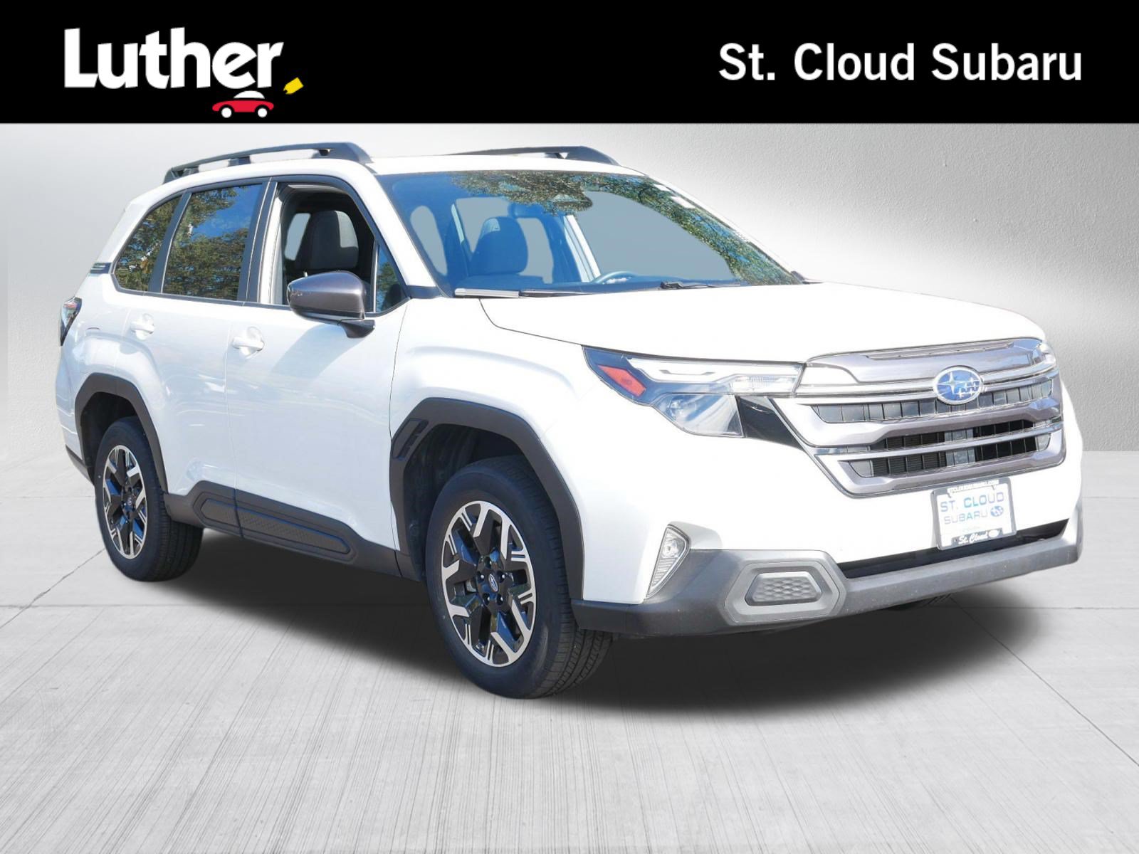 Certified 2025 Subaru Forester Premium AWD/4WD image 1