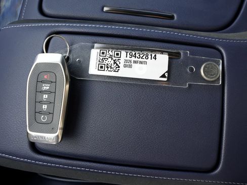 New 2026 INFINITI QX80 SPORT w/ Sport Exterior Package image 24