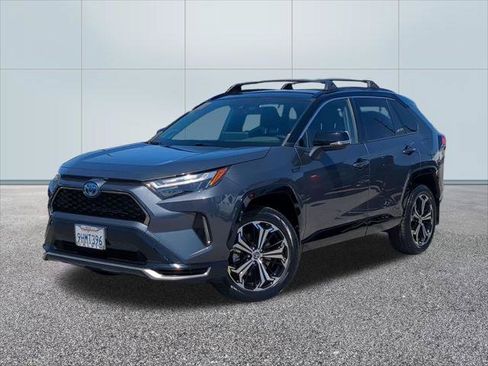 Used 2023 Toyota RAV4 XSE w/ Weather Package AWD/4WD image 1