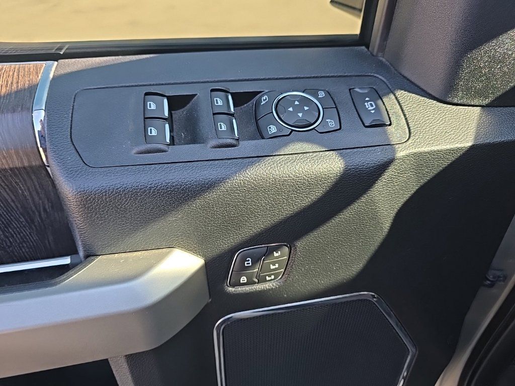 Used 2020 Ford F250 Lariat AWD/4WD image 11