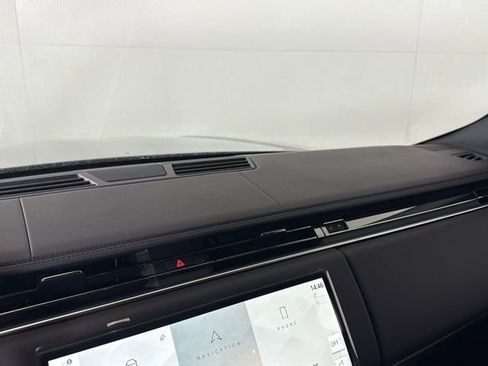 New 2026 Land Rover Range Rover SE image 29