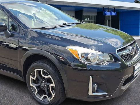 Used 2016 Subaru Crosstrek 2.0i Premium AWD/4WD image 2