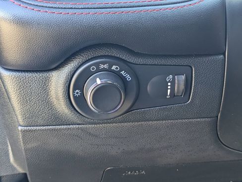 Used 2023 Dodge Durango GT w/ Blacktop Package image 16