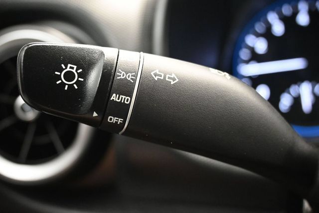 Used 2023 Hyundai Kona SEL AWD/4WD image 22