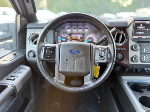 Used 2013 Ford F250 Lariat w/ Chrome Pkg AWD/4WD image 16
