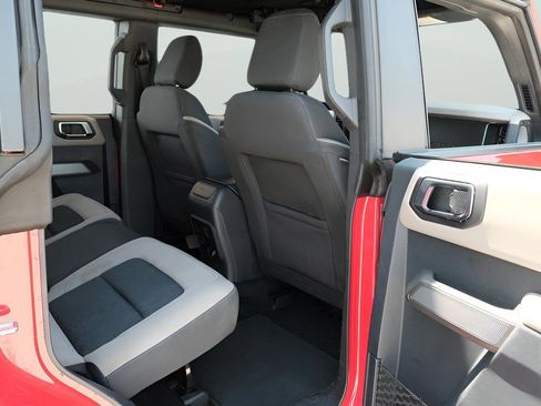 Used 2023 Ford Bronco Wildtrak image 22