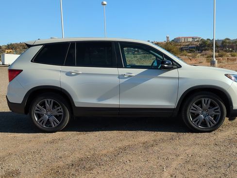 Used 2019 Honda Passport EX-L image 2