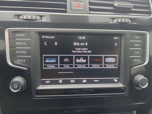 Used 2016 Volkswagen GTI Autobahn w/ Driver Assistance Package image 26