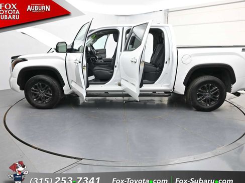 Used 2024 Toyota Tundra SR5 w/ SR5 Convenience Package AWD/4WD image 41