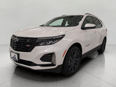 Certified 2024 Chevrolet Equinox RS w/ RS Leather Package AWD/4WD image 12