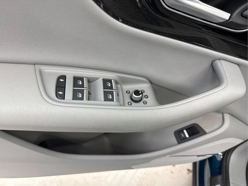 Used 2018 Audi Q7 3.0T Prestige AWD/4WD image 41
