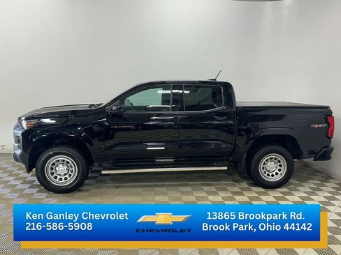 Used 2023 Chevrolet Colorado W/T w/ Safety Package image 6