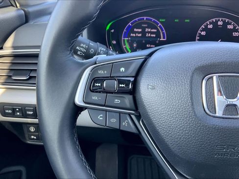 Used 2019 Honda Accord Touring image 24