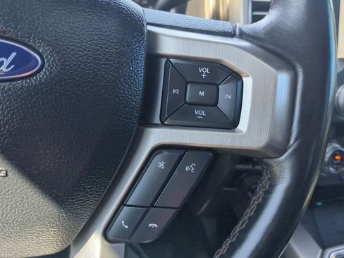 Used 2021 Ford F250 Platinum w/ FX4 Off-Road Package image 22