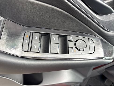 New 2026 Nissan Rogue S image 18