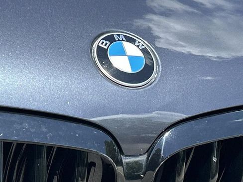 Used 2021 BMW X5 xDrive40i w/ M Sport Package AWD/4WD image 11