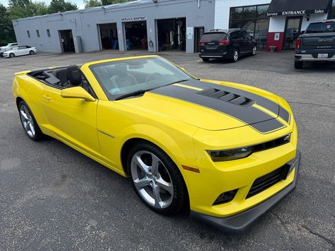 Used 2015 Chevrolet Camaro SS w/ RS Package RWD image 20