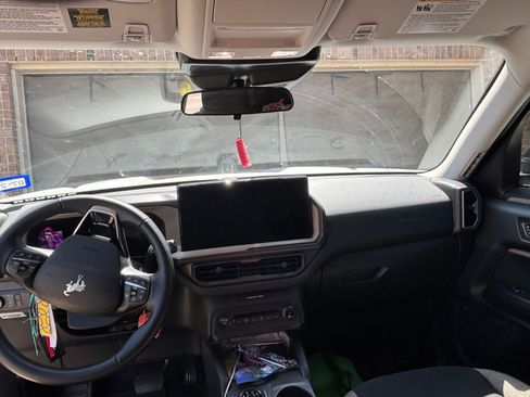 Used 2025 Ford Bronco Sport Big Bend w/ Convenience Package image 11