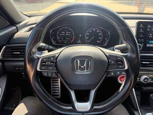 Used 2021 Honda Accord Sport image 11