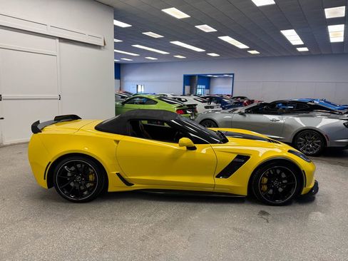 Used 2019 Chevrolet Corvette Z06 image 6
