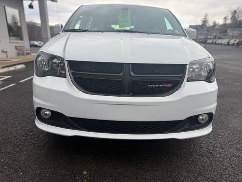 Certified 2020 Dodge Grand Caravan GT image 4