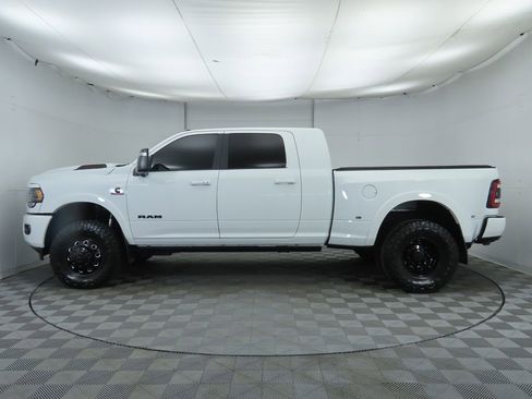 Used 2024 RAM 3500 Limited image 8