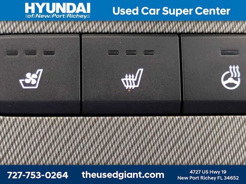 Used 2024 Hyundai Palisade SEL w/ Premium Package FWD image 28