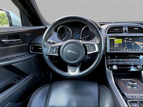 Used 2017 Jaguar XE R-Sport AWD/4WD image 7