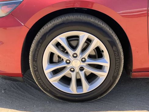 Used 2016 Chevrolet Malibu LT FWD image 32