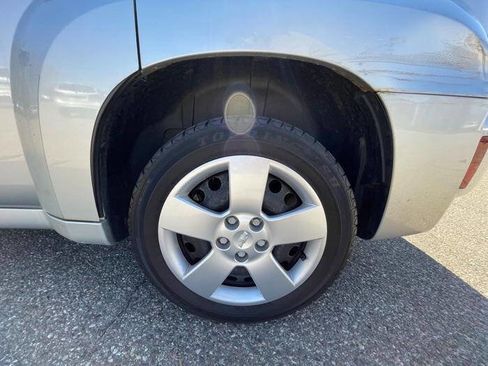 Used 2009 Chevrolet HHR LS FWD image 14