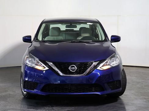 Used 2016 Nissan Sentra S FWD image 9