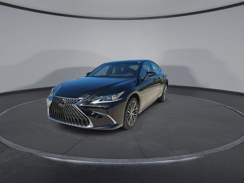 Used 2025 Lexus ES 350 w/ Premium Package image 4