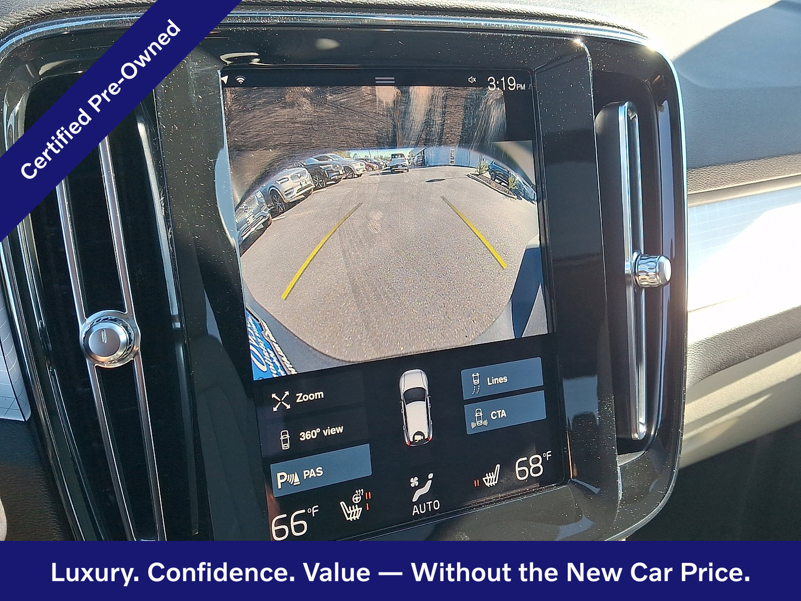 Certified 2022 Volvo XC40 T5 Momentum w/ Premium Package AWD/4WD image 19