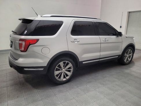 Used 2018 Ford Explorer Limited AWD/4WD image 10