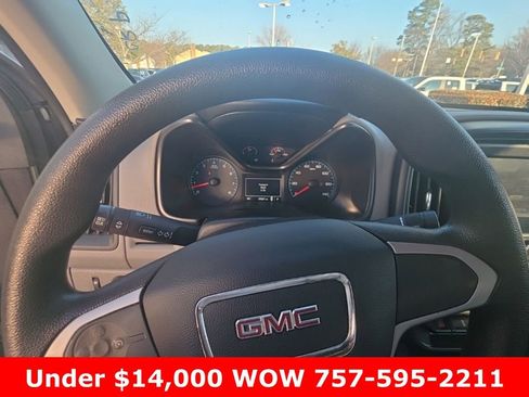 Used 2017 GMC Canyon 2WD Crew Cab w/ Convenience Package image 10
