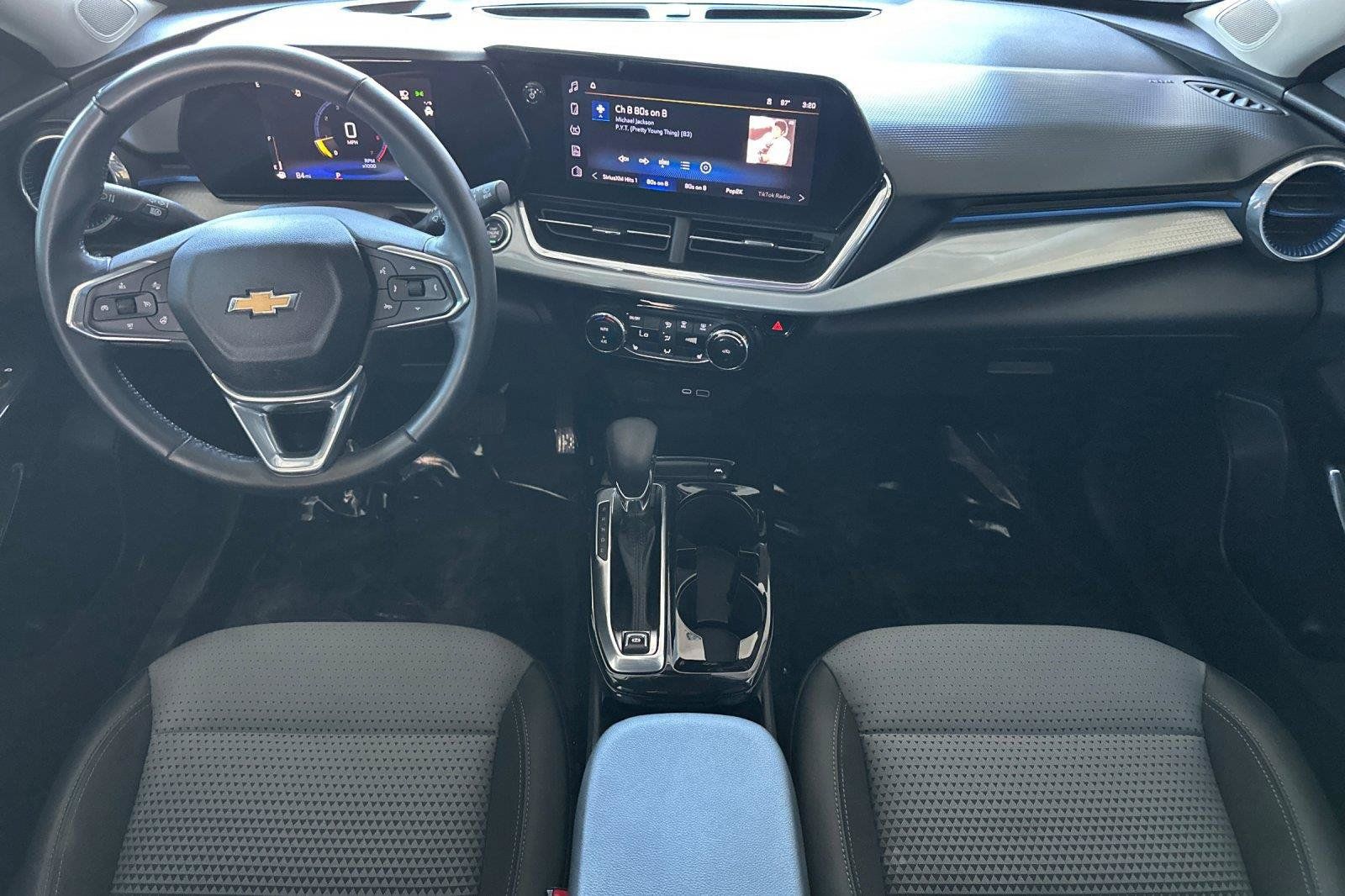 Used 2024 Chevrolet Trax LT w/ Driver Confidence Package FWD image 13
