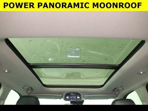 Used 2023 Jeep Grand Cherokee Limited w/ Black Appearance Package image 3