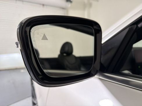 Used 2025 BMW 430i Convertible RWD image 18