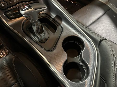 Used 2017 Dodge Challenger GT w/ Driver Convenience Group image 28