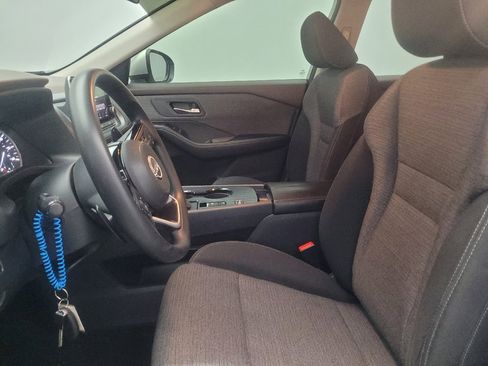 Used 2022 Nissan Rogue SV FWD image 17