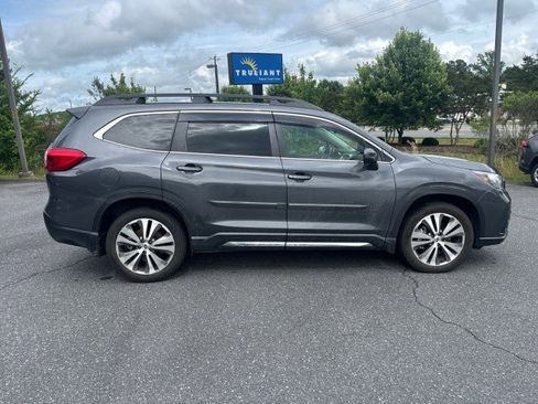 Used 2022 Subaru Ascent Limited w/ Technology Package AWD/4WD image 8