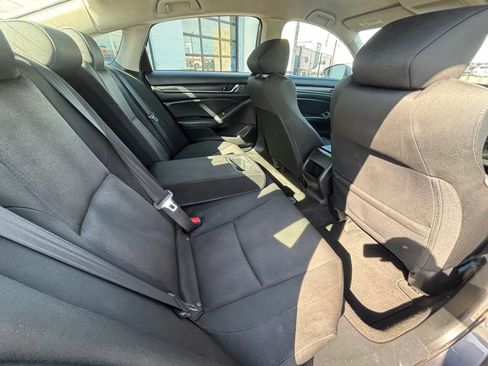 Used 2018 Honda Accord LX image 14