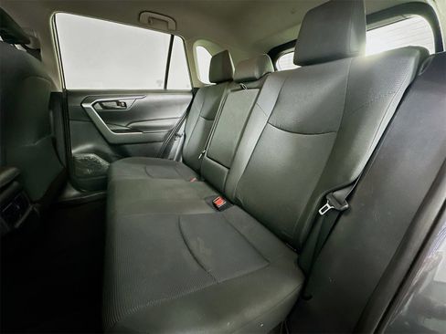 Certified 2020 Toyota RAV4 LE image 23