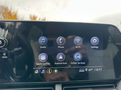 New 2026 Chevrolet Trax RS w/ Sunroof Package image 18