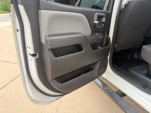 Used 2018 Chevrolet Silverado 2500 W/T w/ WT Fleet Convenience Package AWD/4WD image 15