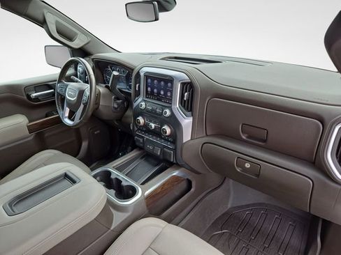 Used 2019 GMC Sierra 1500 SLT w/ SLT Premium Plus Package AWD/4WD image 38